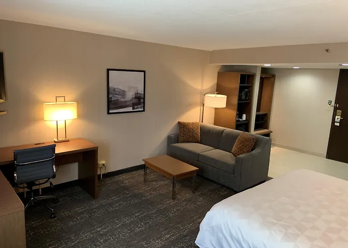 & Chicago-carol Stream Wheaton By Ihg Hotel