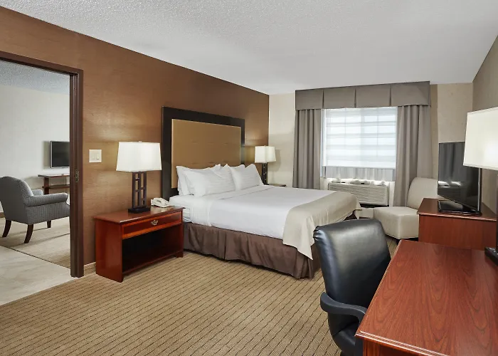 & Chicago-carol Stream Wheaton By Ihg 3*
