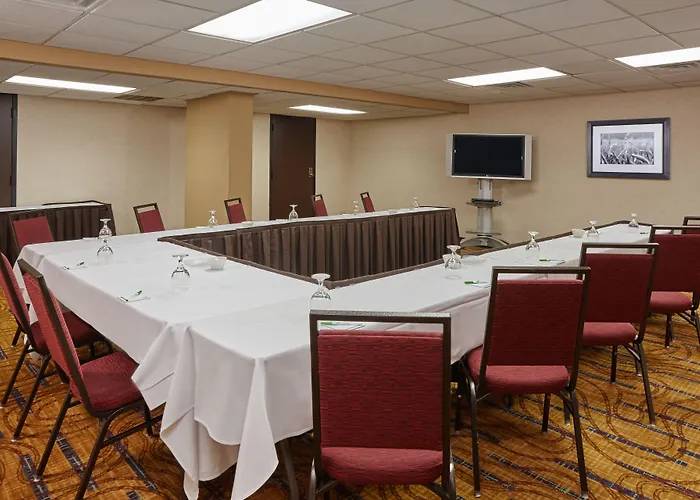 & Chicago-carol Stream Wheaton By Ihg Carol Stream