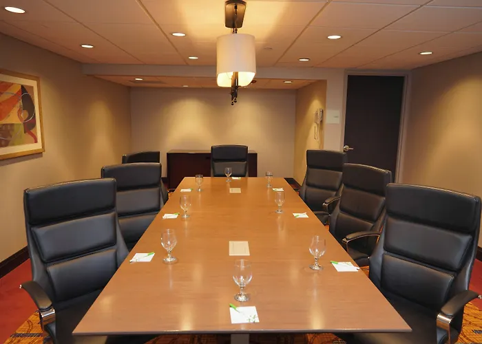& Chicago-carol Stream Wheaton By Ihg 3* Carol Stream