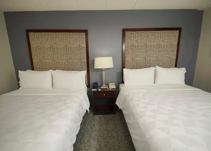 & Chicago-carol Stream Wheaton By Ihg Hotel Carol Stream