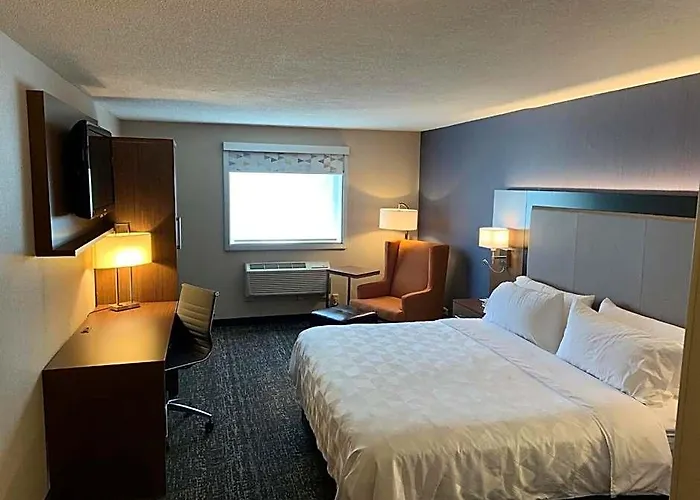 & Chicago-carol Stream Wheaton By Ihg