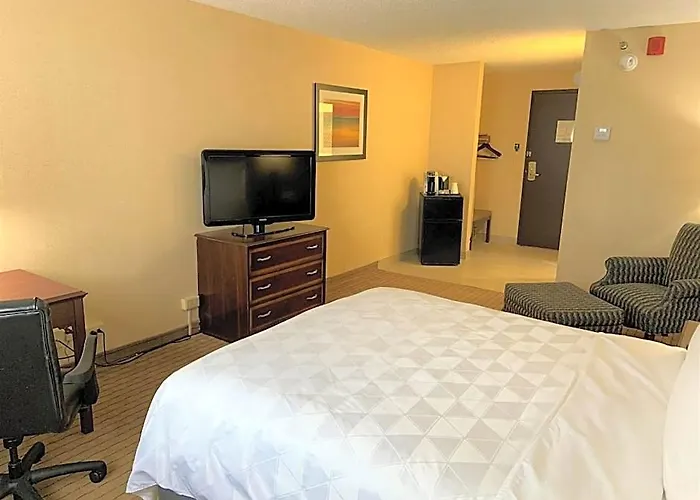 & Chicago-carol Stream Wheaton By Ihg Carol Stream