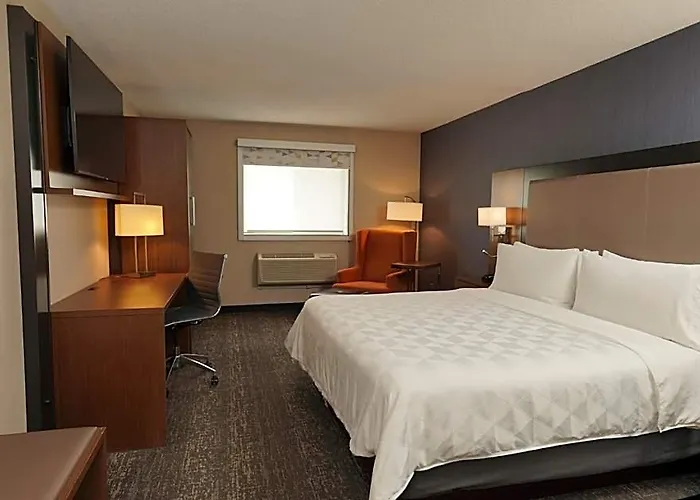& Chicago-carol Stream Wheaton By Ihg Hotel