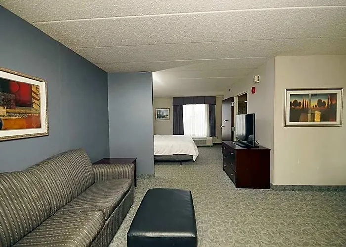 & Chicago-carol Stream Wheaton By Ihg 3* Carol Stream