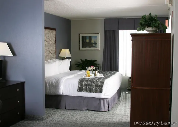& Chicago-carol Stream Wheaton By Ihg Hotel Carol Stream
