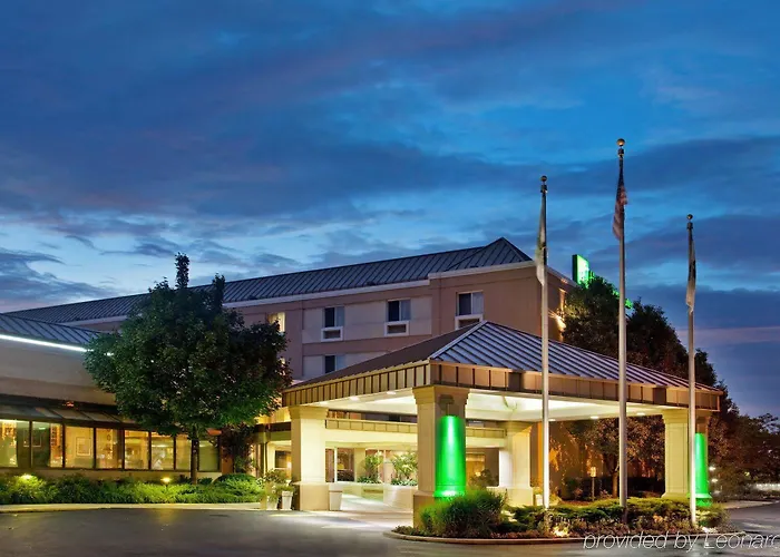 & Chicago-carol Stream Wheaton By Ihg 3*